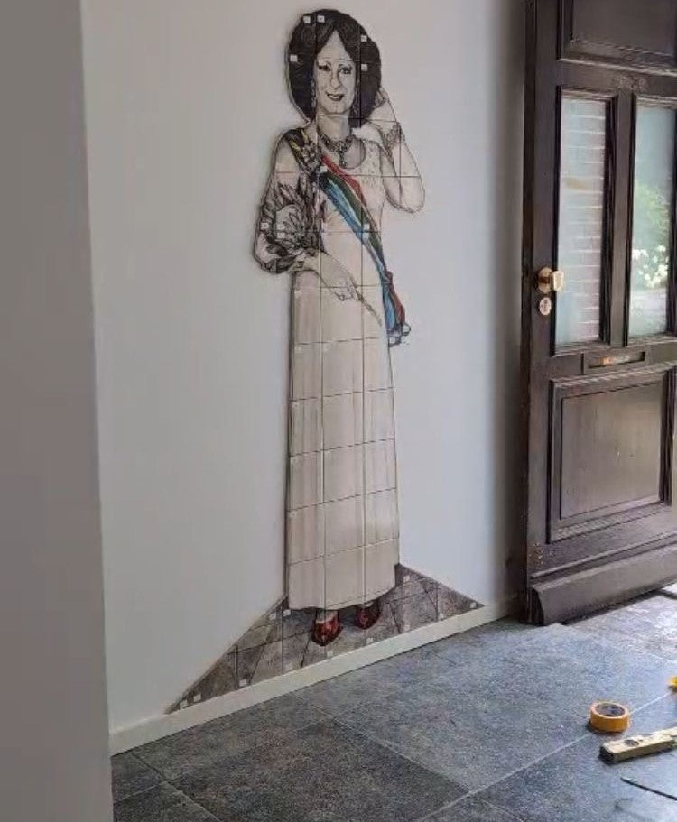 "Evita". A set of 20 individual tiles. Hallway project (Netherlands)